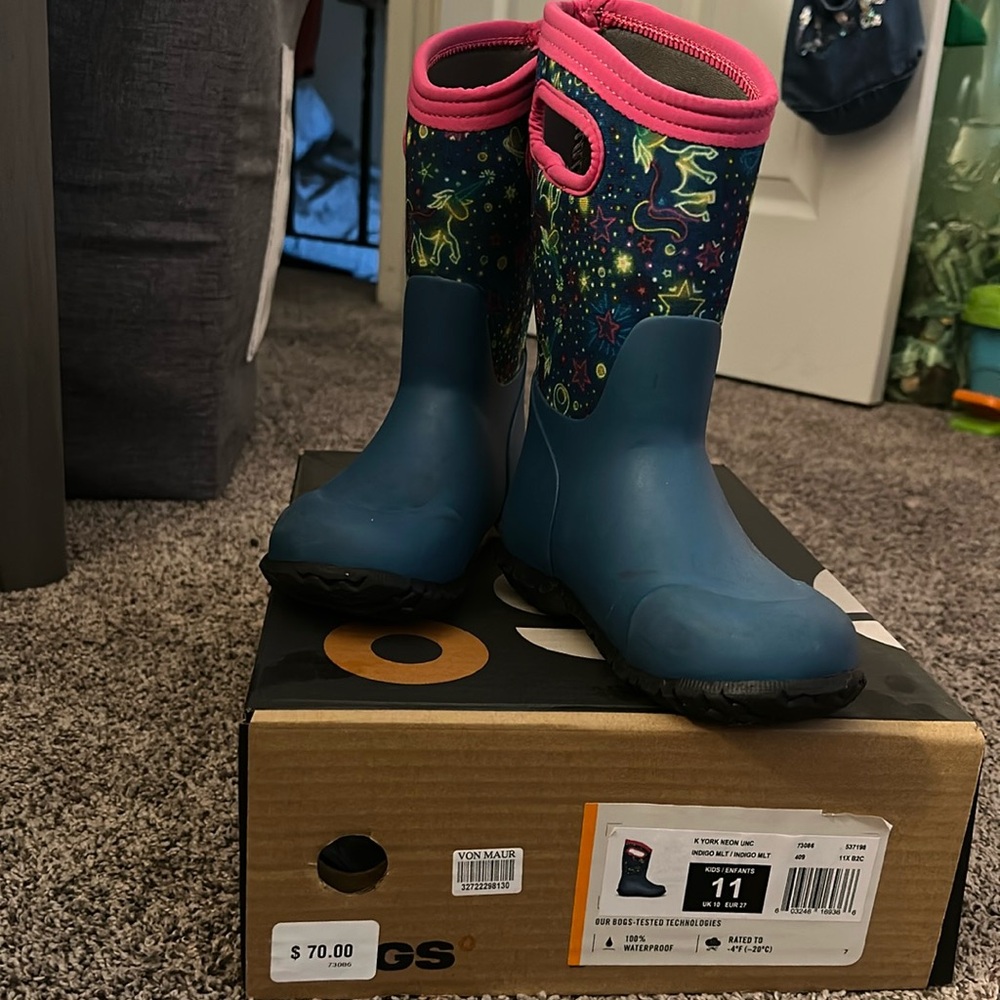 Snow Boots